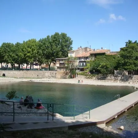 Holiday home Stylish Large House With Heated Pool In Historic Village Bize-Minervois