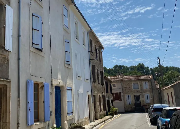 Stylish Large House With Heated Pool In Historic Village Casa de Férias *