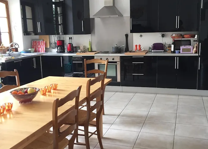 Stylish Large House With Heated Pool In Historic Village Casa de Férias Bize-Minervois